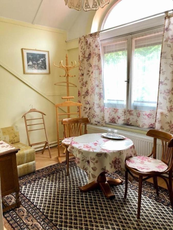 Talizman Etterem Panzio Hotel Miskolc Buitenkant foto
